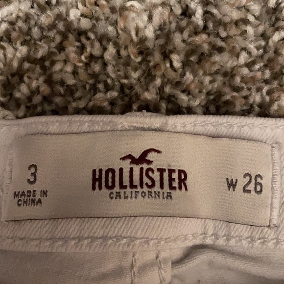 White hollister shorts Size 3 - Picture 3 of 3